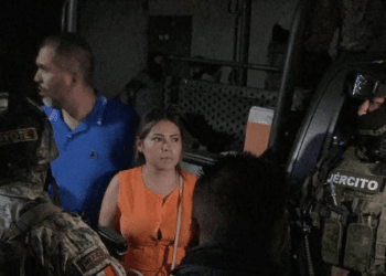 Blindaje de camioneta salva a René Valencia