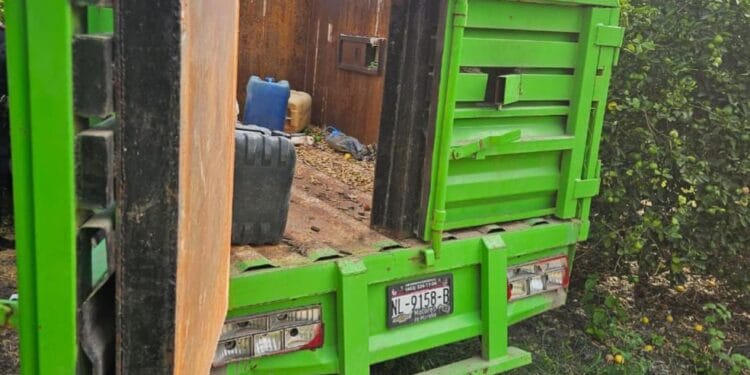 Ubican camioneta con blindaje artesanal en Buenavista