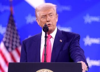 Donald Trump prevé acción militar ahora contra Colombia