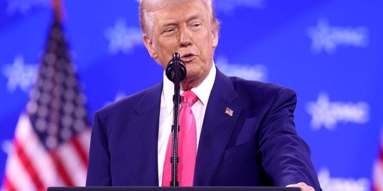 Donald Trump prevé acción militar ahora contra Colombia