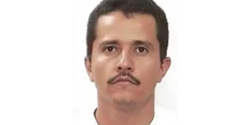 Muerte de El Mencho desata narcobloqueos tras operativo federal en Jalisco