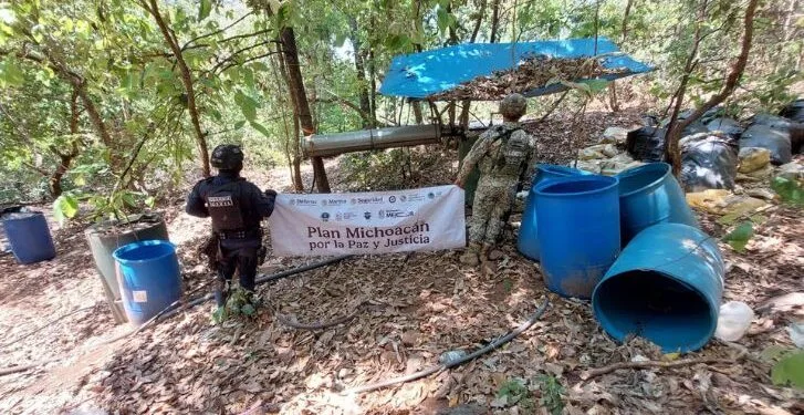 En operativo interinstitucional, SSP desactiva laboratorio de droga en Arteaga