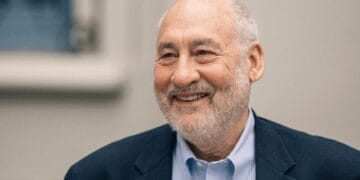 Joseph Stiglitz advierte riesgo de estanflación en Estados Unidos por guerra en Oriente Medio