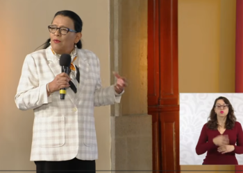 Sheinbaum envía al Senado Plan B electoral: No se toca el financiamiento a partidos