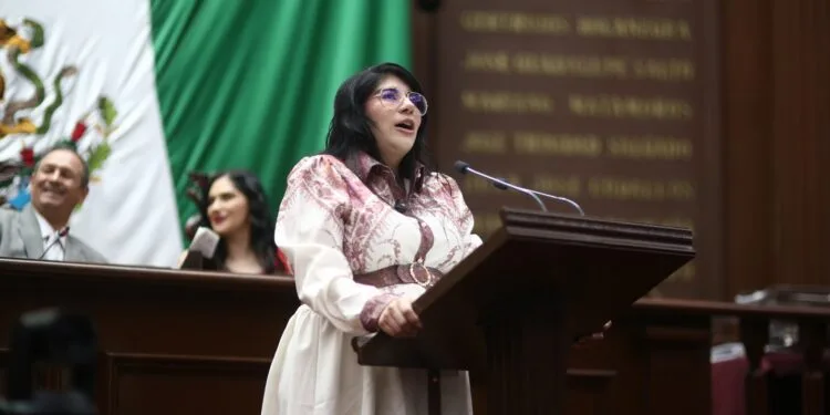 Proponen garantizar convivencia de menores de edad con padres o madres tras divorcio