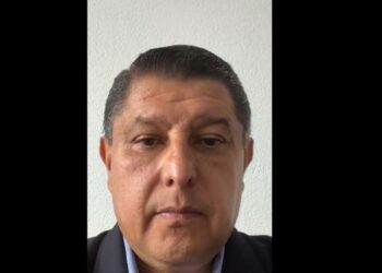 Fiscalía despliega operativo y catea domicilio del exalcalde Nacho Campos en Uruapan