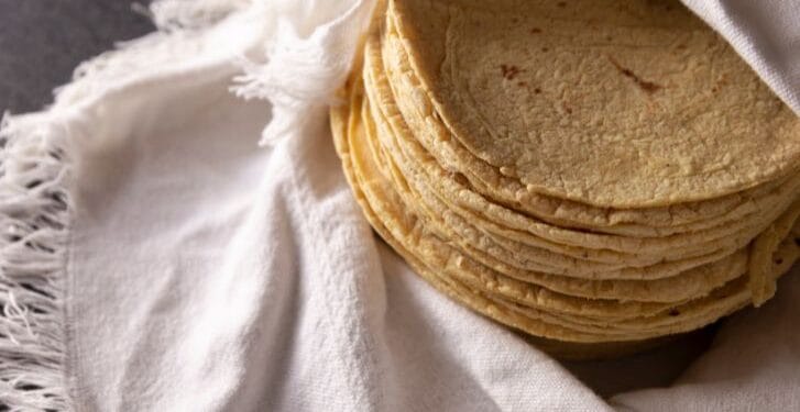 Prevén aumento al precio de la tortilla en México a partir del 15 de abril