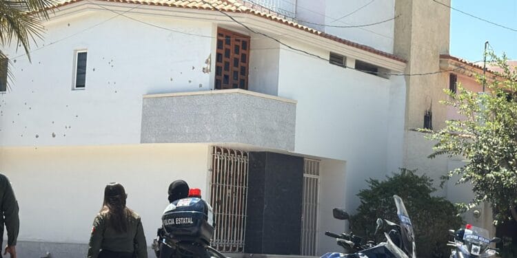 Reportan balazos en casa del gobernador Rubén Rocha en Sinaloa
