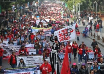 CNTE va por abrogación de Ley del ISSSTE y amenaza al Mundial 2026