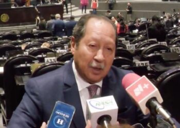 FGEM cita a Leonel Godoy como testigo por asesinato de Carlos Manzo