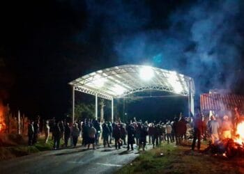 Indígenas anuncian bloqueo de Casa Michoacán