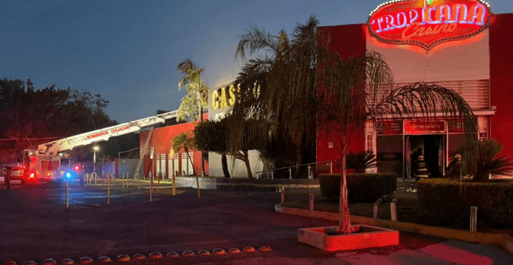 Incendian casino en Culiacán; una mujer muere y dos empleados resultan heridos