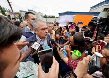 Hace Morón mitín tras llamado a declarar por caso Carlos Manzo