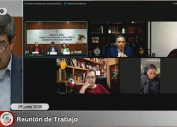 Inzunza reaparece en una sesión del Senado de la República