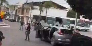 Investigan video de presuntos integrantes del CJNG en calles de Cotija