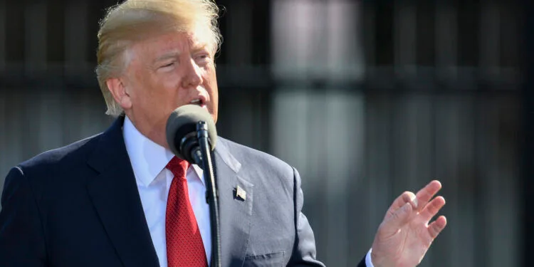 Sheinbaum admite negociaciones ‘complejas’ con Trump ante política proteccionista de EU