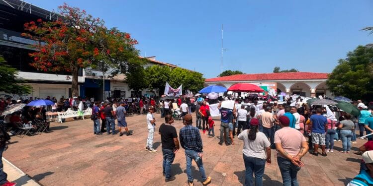 En Apatzingán es tiempo de acarreos; detectan acarreo en acto de Butanda