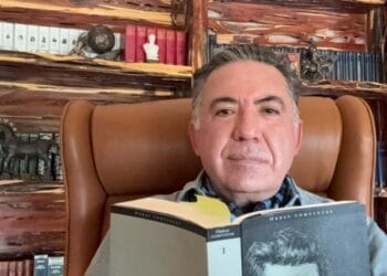 Enrique Inzunza afirma que permanece en Badiraguato tras reaparecer en redes sociales
