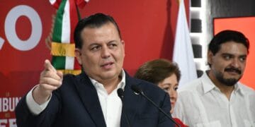 Gobernador reconoce fracaso en política de seguridad: Valencia