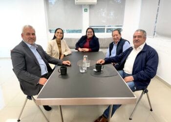 Ramírez Bedolla niega intervenir en candidaturas de Morena para 2027 tras reunión con Morón