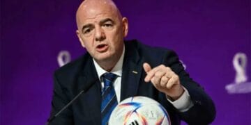 FIFA descarta proyecto para privatizar la organización de sus torneos tras rechazo internacional