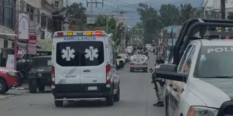 Explosión por fuga de gas LP en Cuernavaca deja 21 personas lesionadas