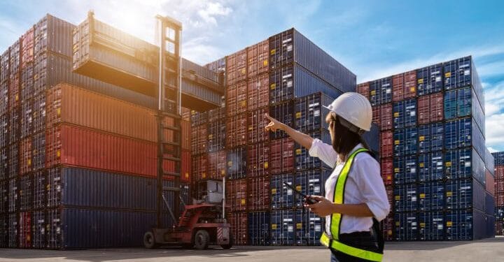 Exportaciones mexicanas a Estados Unidos crecen 13 por ciento en el primer semestre de 2026