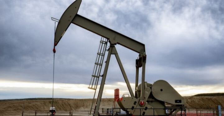 Sheinbaum condiciona el fracking a disponibilidad de agua salada; expertos descartan una cuenca por impacto social y ambiental