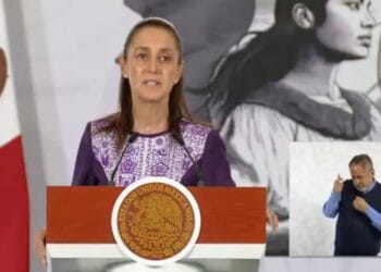 Sheinbaum critica a la Suprema Corte por recuperar seguro médico con recursos públicos