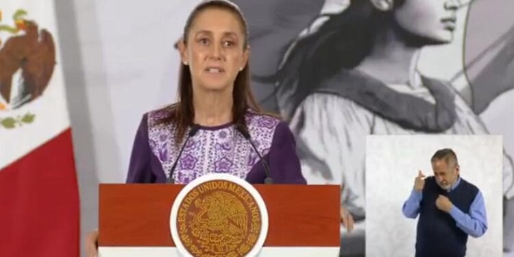 Sheinbaum critica a la Suprema Corte por recuperar seguro médico con recursos públicos