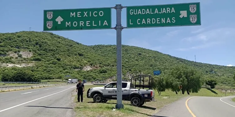 SSP descarta reportes oficiales sobre presunto despojo de vehículos en la carretera Morelia–Cuitzeo
