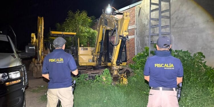 Se roban en Tierra Caliente… ¡una excavadora!