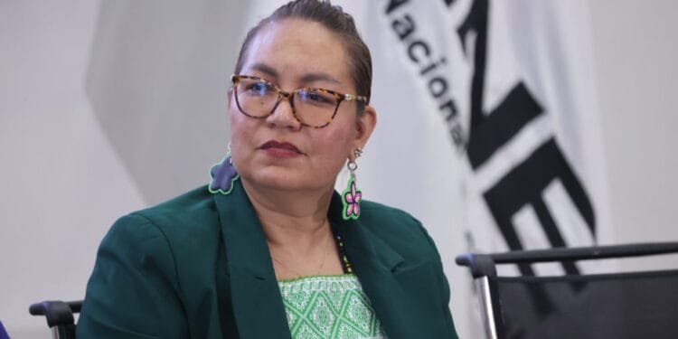 Se va Claudia Arlett Espino, renuncia a la Secretaría Ejecutiva del INE por ‘motivos de salud’
