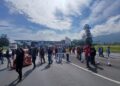 Consejo Supremo Indígena reporta toma de tres carreteras en Michoacán; rechaza consulta del INPI